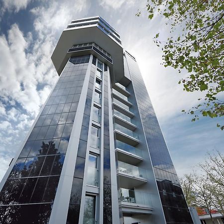 Aquaturm Hotel & Energie ราดอล์ฟเซลล์ อัม โบเดนซี ภายนอก รูปภาพ