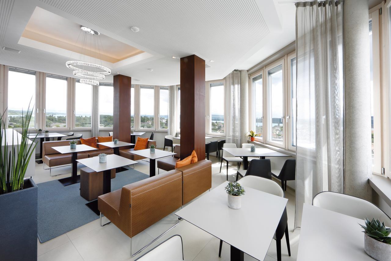 Aquaturm Hotel & Energie ราดอล์ฟเซลล์ อัม โบเดนซี ภายนอก รูปภาพ