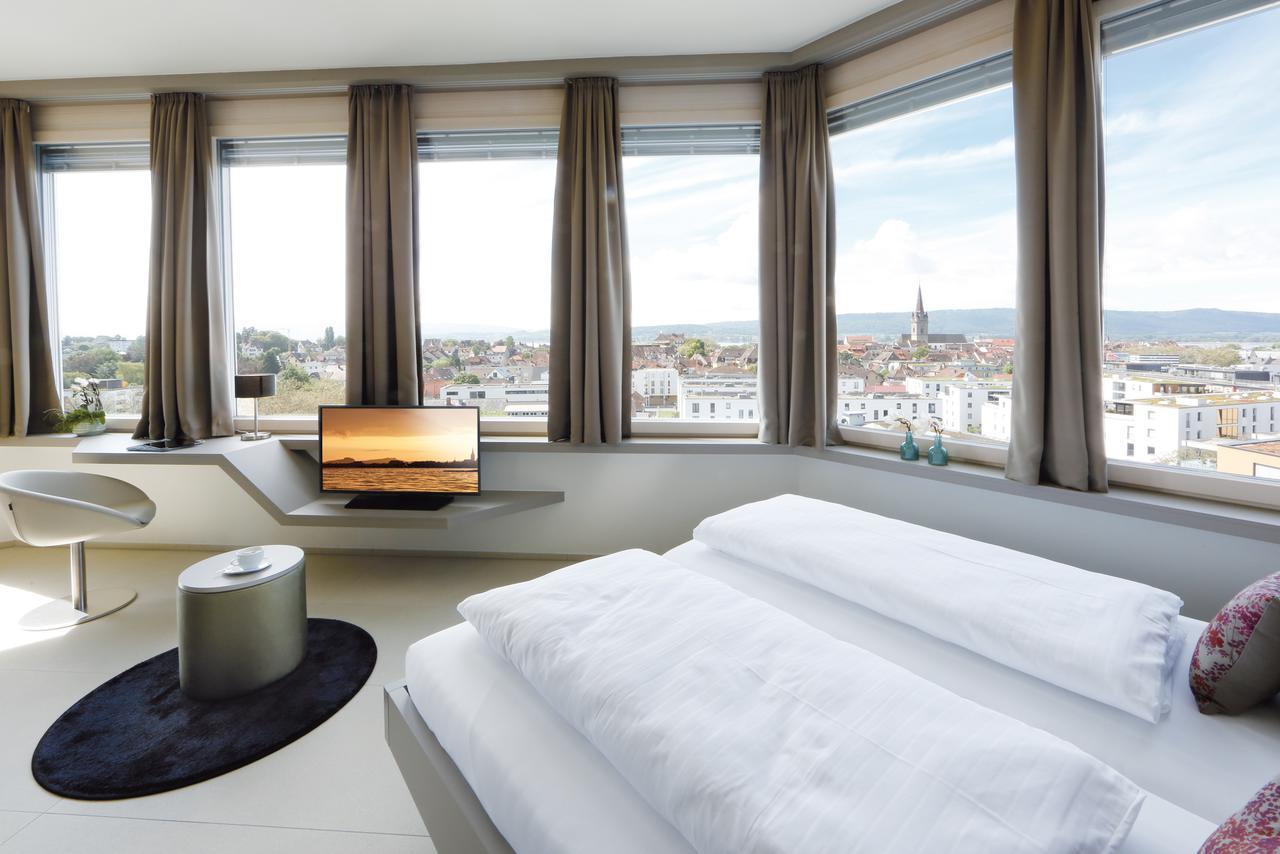 Aquaturm Hotel & Energie ราดอล์ฟเซลล์ อัม โบเดนซี ภายนอก รูปภาพ