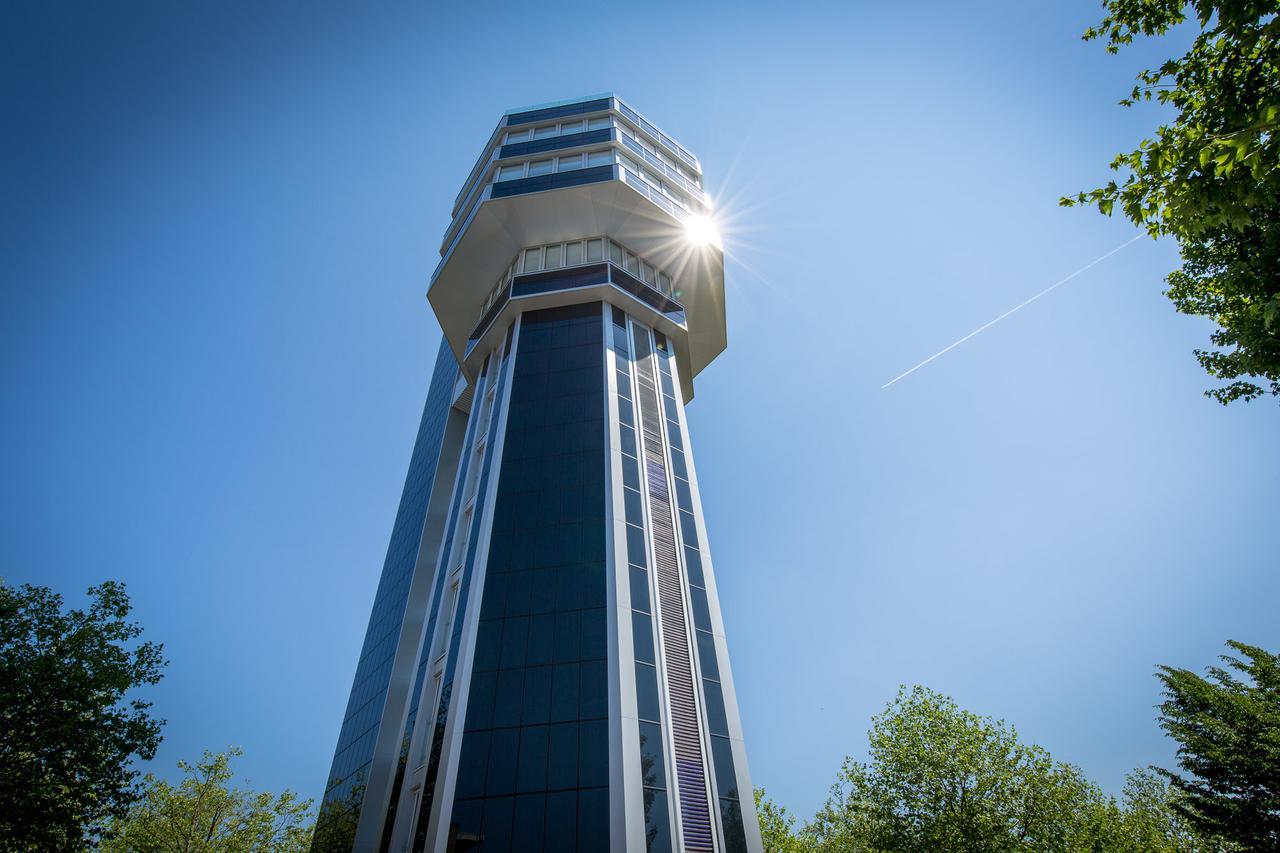 Aquaturm Hotel & Energie ราดอล์ฟเซลล์ อัม โบเดนซี ภายนอก รูปภาพ