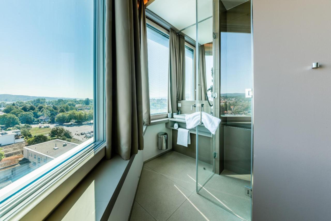 Aquaturm Hotel & Energie ราดอล์ฟเซลล์ อัม โบเดนซี ภายนอก รูปภาพ