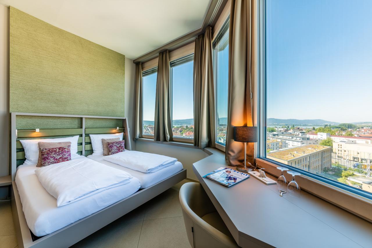 Aquaturm Hotel & Energie ราดอล์ฟเซลล์ อัม โบเดนซี ภายนอก รูปภาพ